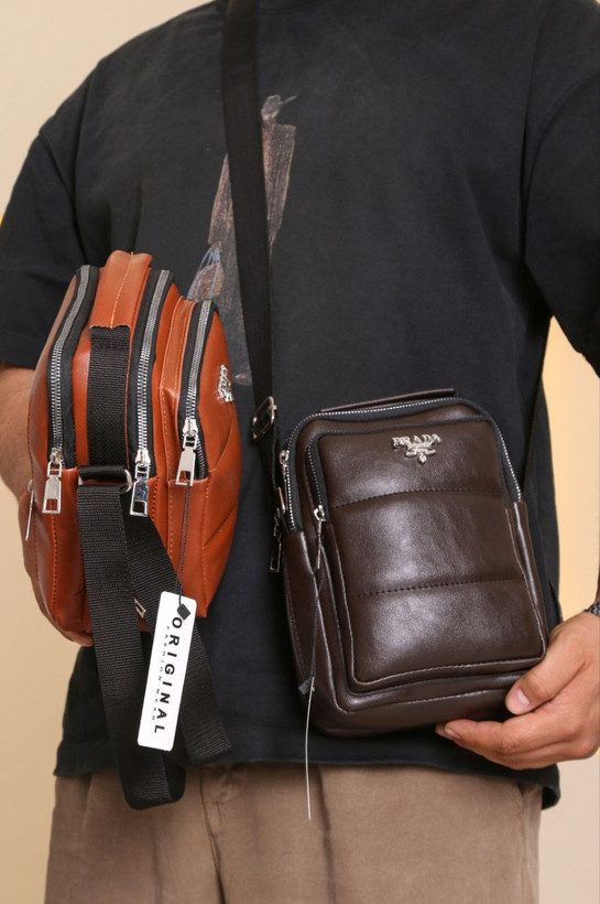 کیف مردانه دستی و دوشی ۴ زیپ جنس چرم مصنوعی