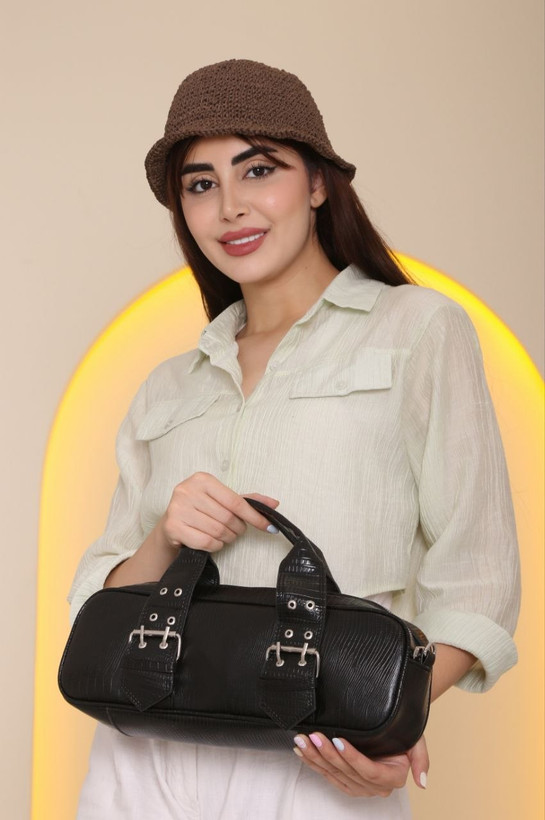 کیف زنانه دستی و دوشی مدل کشیده جنس چرم مصنوعی