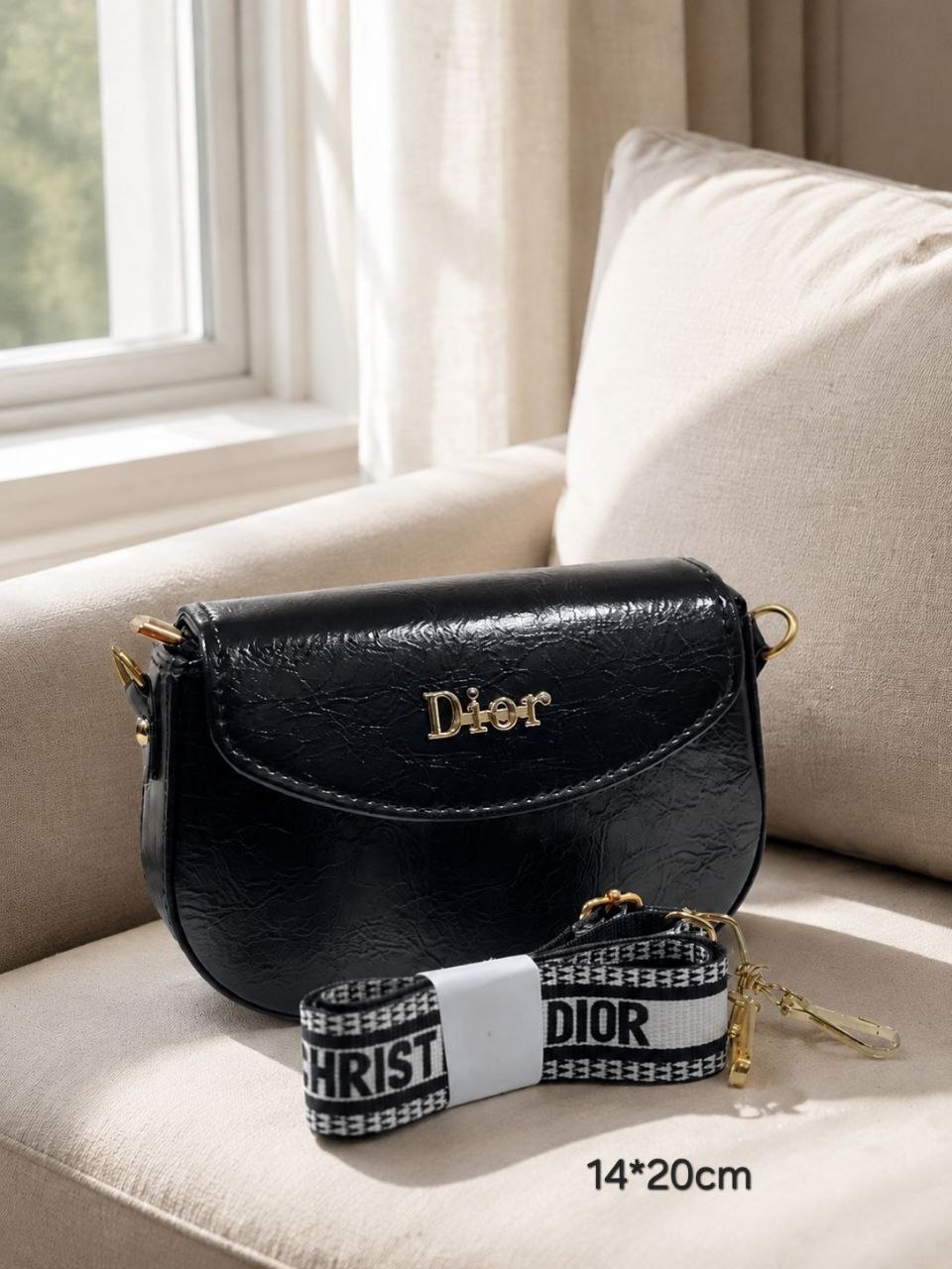 کیف دخترانه پاسپورتی Dior جنس چرم مصنوعی