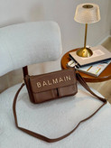 کیف زنانه پاسپورتی BALMAIN جنس چرم مصنوعی خارجی