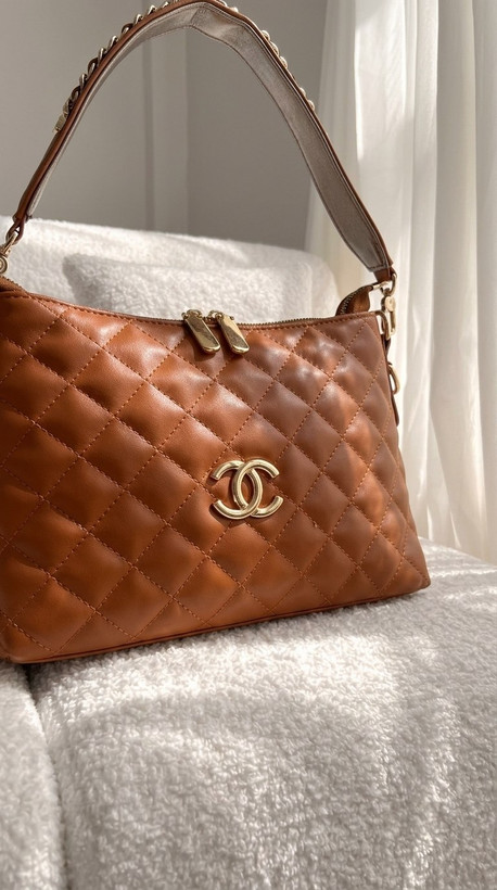 کیف زنانه مارک Chanel مدل دستی و دوشی جنس چرم مصنوعی خارجی درجه ۱