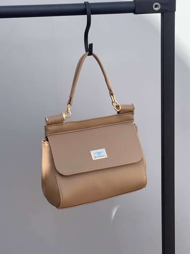 کیف دخترانه مارک D&G مدل دستی و دوشی جنس چرم مصنوعی خارجی